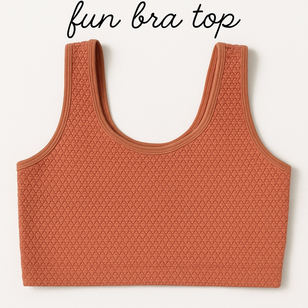 Buckle-Textured Spandex Bralette Top – Cappuccino | Buckle | Size M/L❤️🫶🏻
